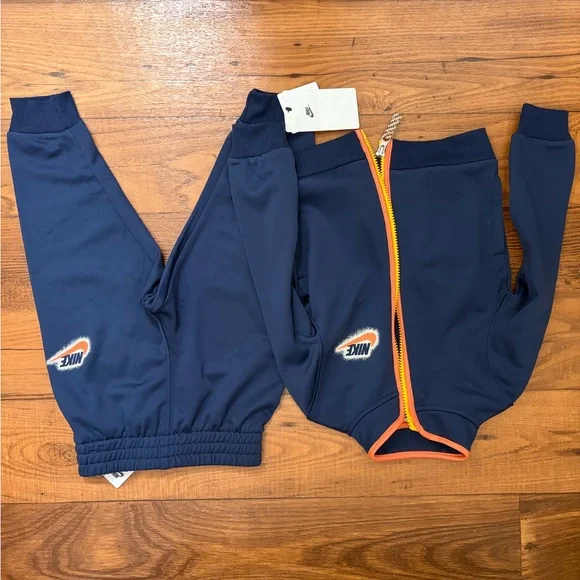 Nike Navy 2-Piece Set with Orange Details - Picture 5 of 6